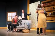Chers parents au Théâtre des Salinières