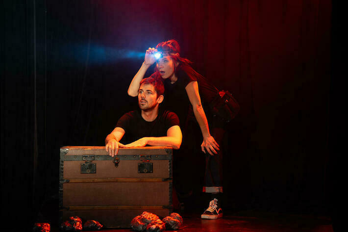 SÉLECTION JEUNE PUBLIC | Le célèbre podcast de Marine Baousson adapté sur scène et pour les plus jeunes au Théâtre Michel